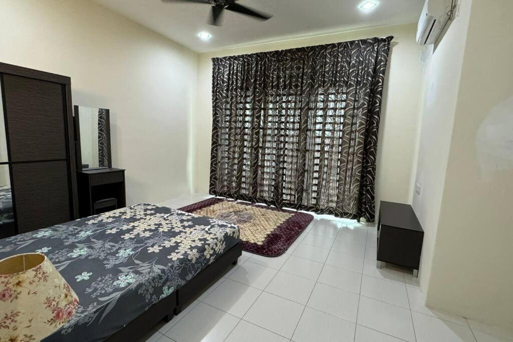 Homestay Bagan Serai Exterior photo